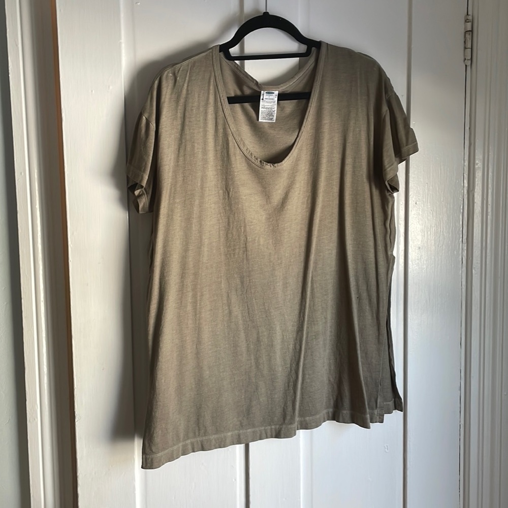 Old Navy L Maternity T Shirt